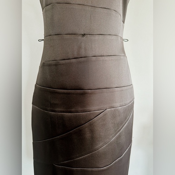 Tailored Dress Barn Little Chocolate Dress - Perfect for Any Occasion, Size 6 - Picture 13 of 15